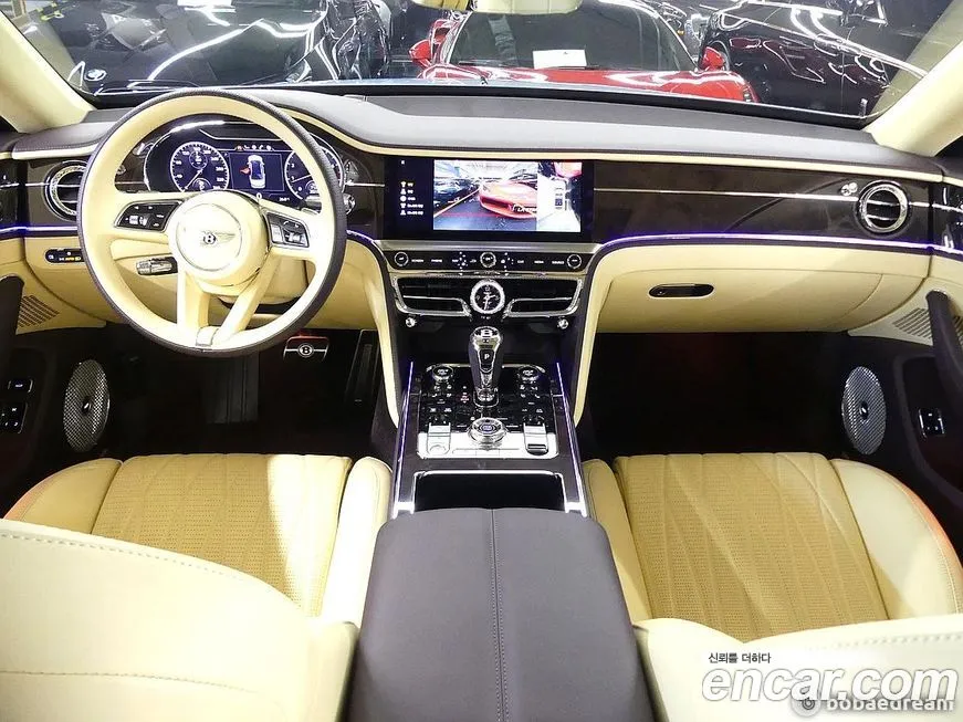 Bentley Flying Spur — фото 10