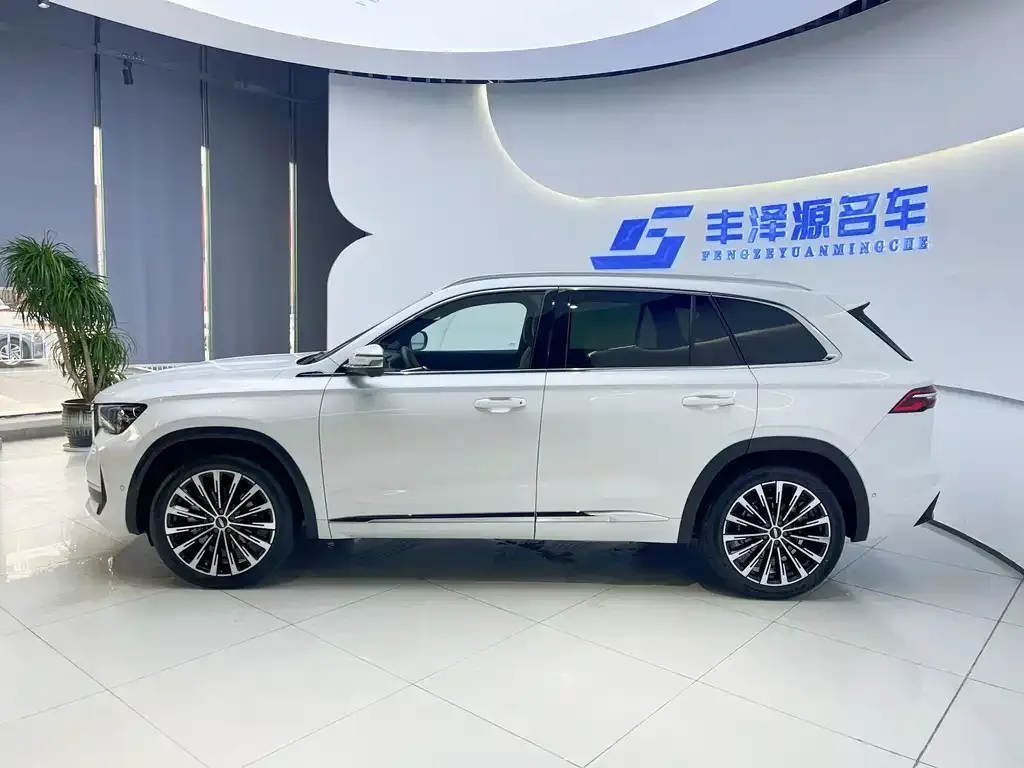 Geely Xingyue L — фото 2