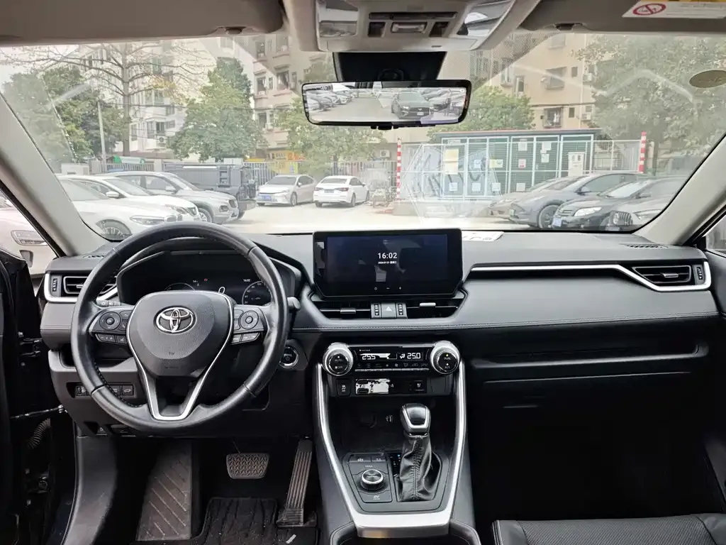 Toyota Wildlander 2023 из CN, фото 8