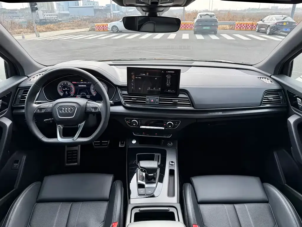 Audi Q5L 2024 из CN, фото 5