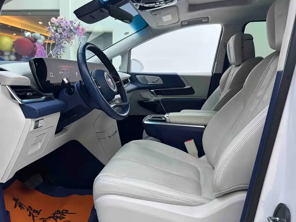 Buick Century 2023 из CN, фото 8