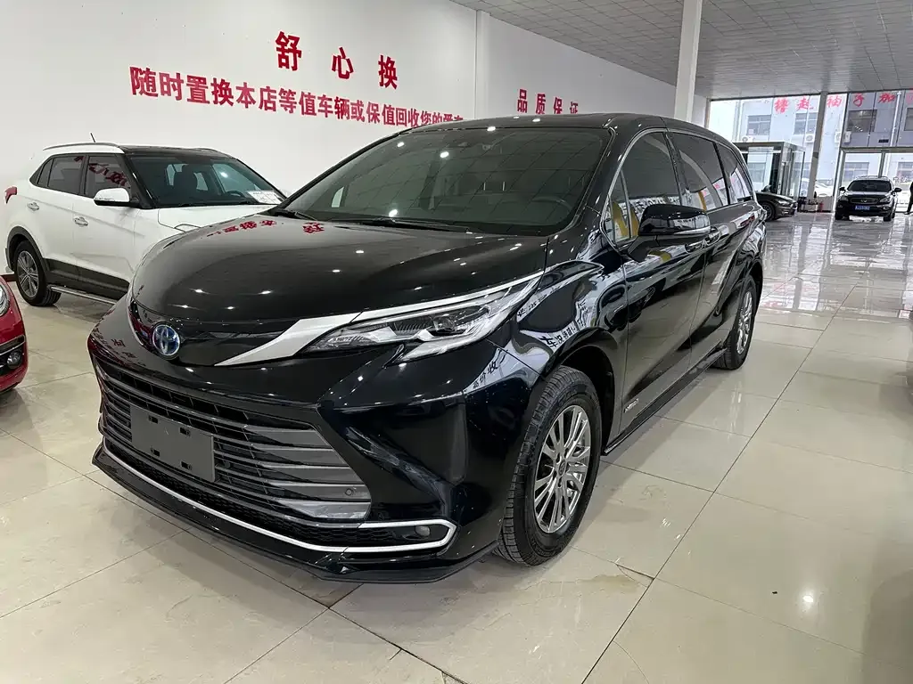 Toyota Sienna 2023 из CN, фото 7