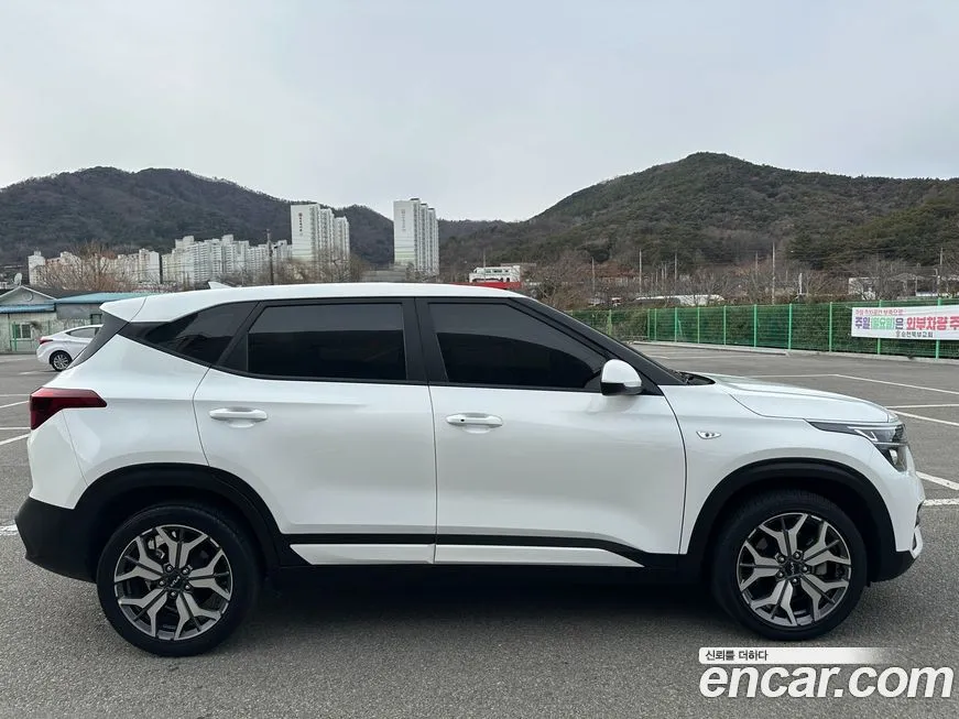 Kia Seltos 2022 из KR, фото 3