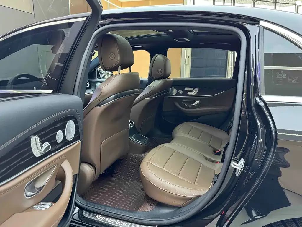 Mercedes-Benz E-Class 2021 из CN, фото 9