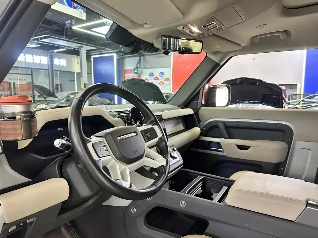 Land Rover Defender 2022 из CN, фото 3