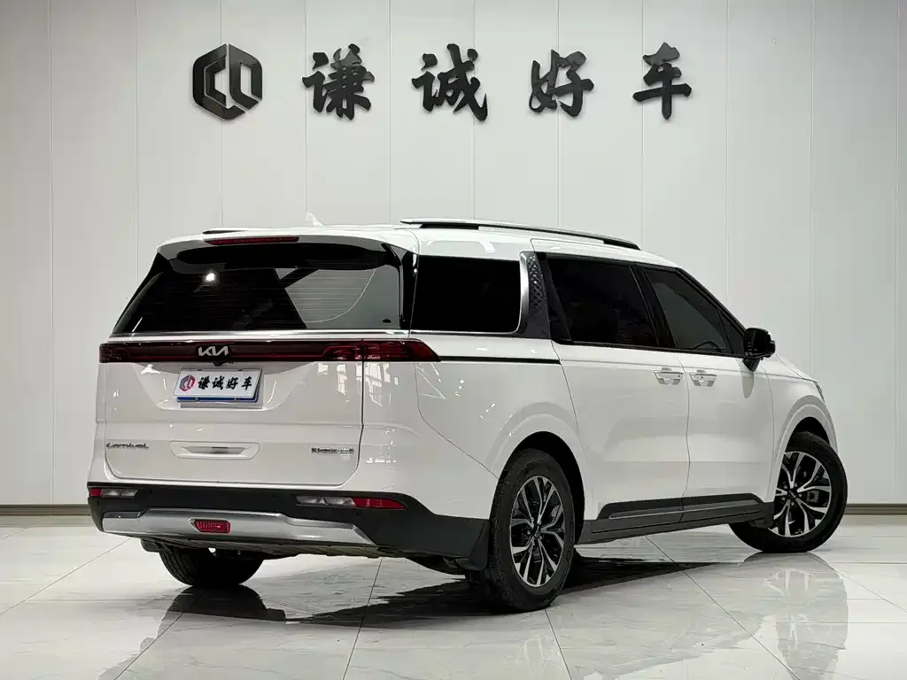 Kia Carnival 2022 из CN, фото 10