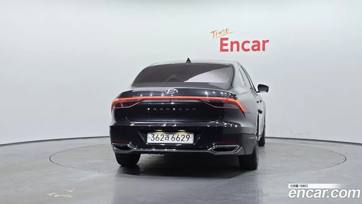 Hyundai Grandeur 2021 из KR, фото 2