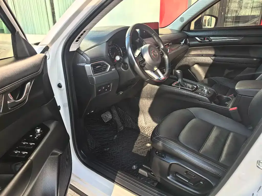 Mazda CX-5 2023 из CN, фото 4