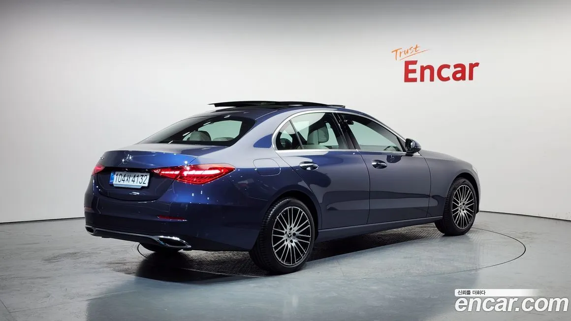 Mercedes-Benz C-Class 2025 из KR, фото 3
