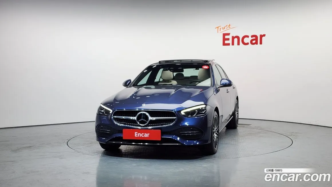 Mercedes-Benz C-Class 2025 из KR, фото 2