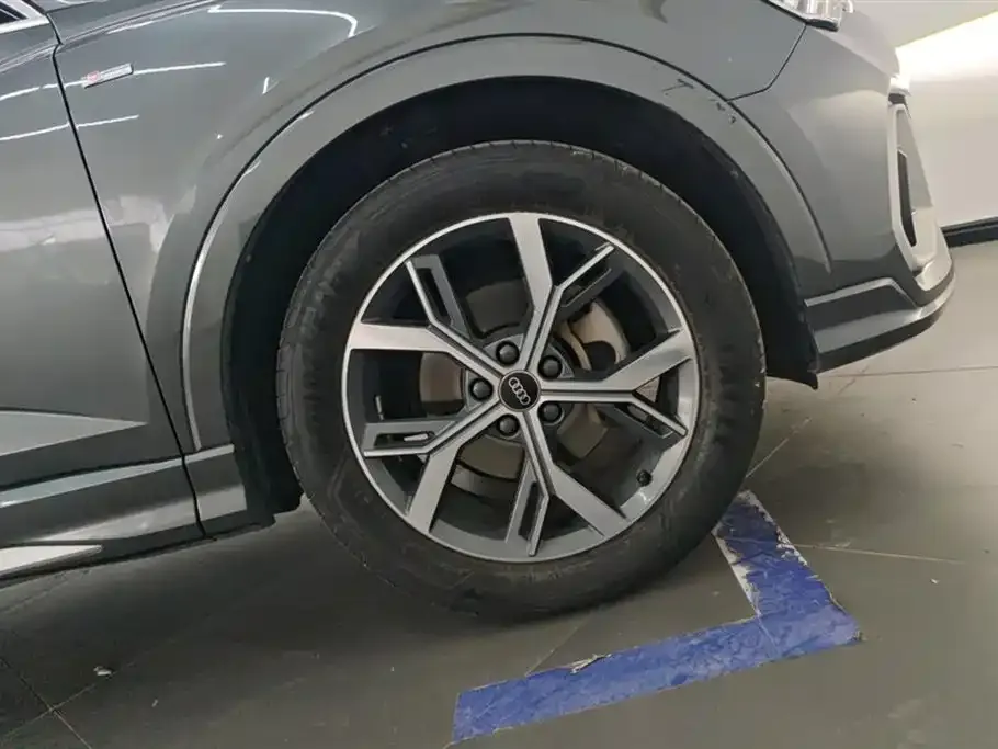 Audi Q3 Sportback 2021 из CN, фото 4