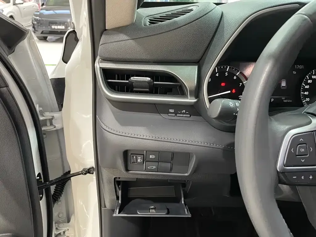 Toyota Highlander 2024 из CN, фото 7