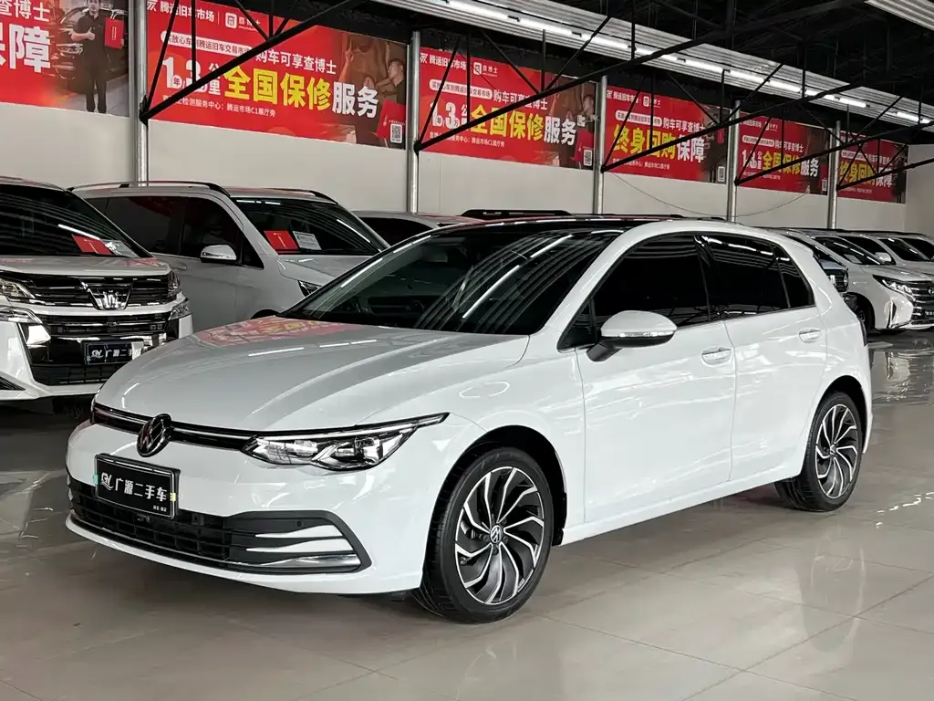 Volkswagen Golf 2022 из CN, фото 1