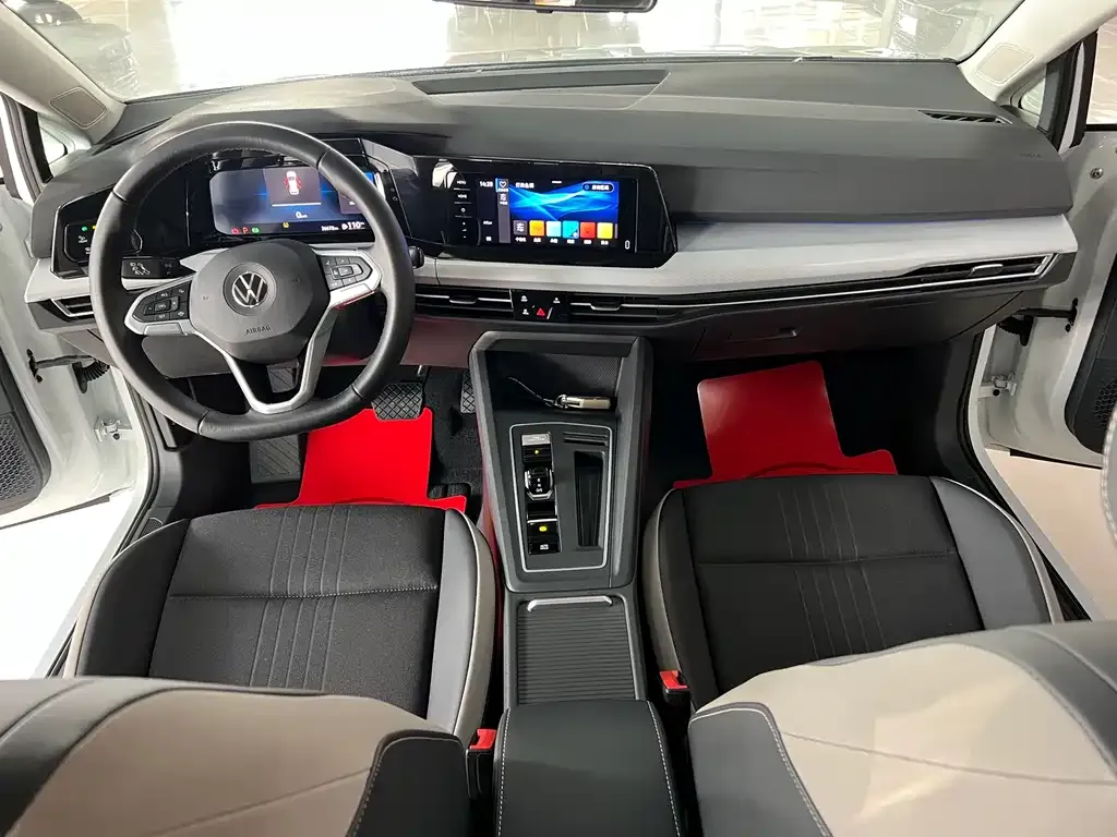 Volkswagen Golf 2022 из CN, фото 10