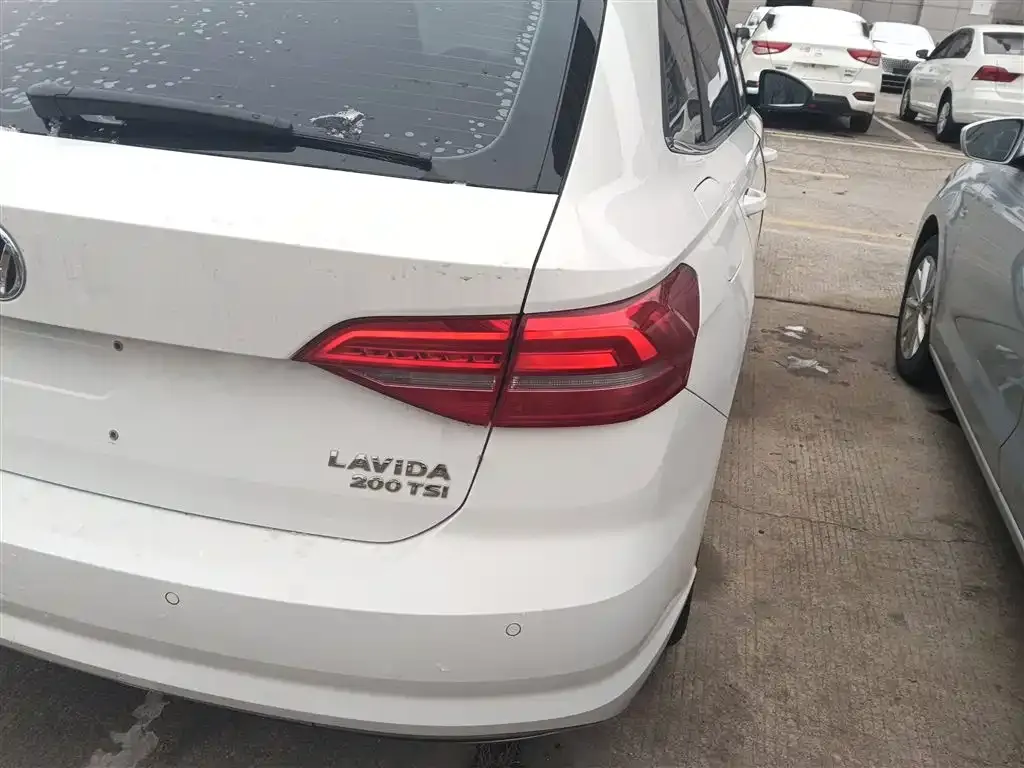 Volkswagen Lavida 2021 из CN, фото 2