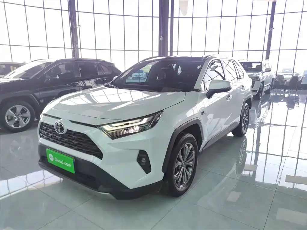Toyota RAV4 2023 из CN, фото 6