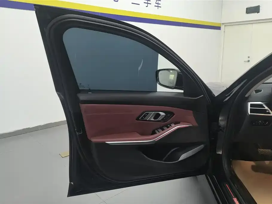 BMW i3 2025 из CN, фото 3