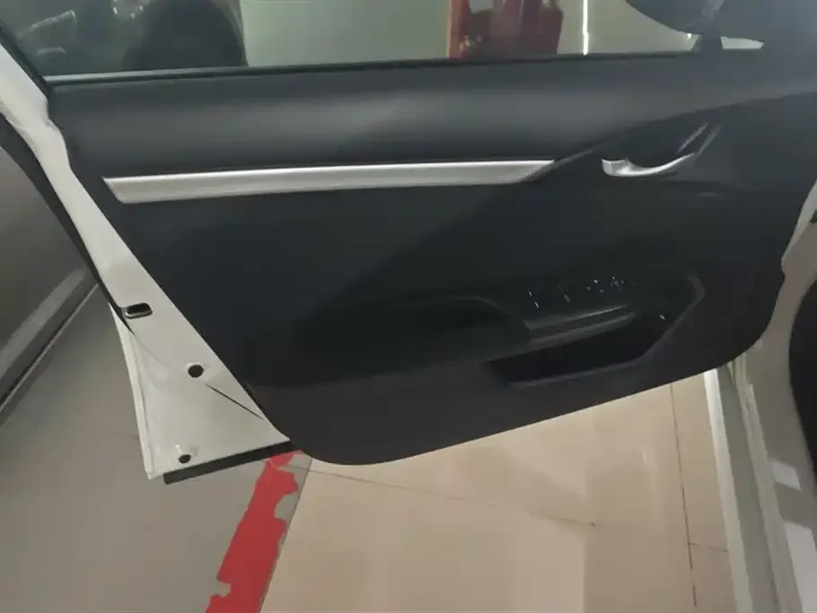 Honda Civic 2021 из CN, фото 5