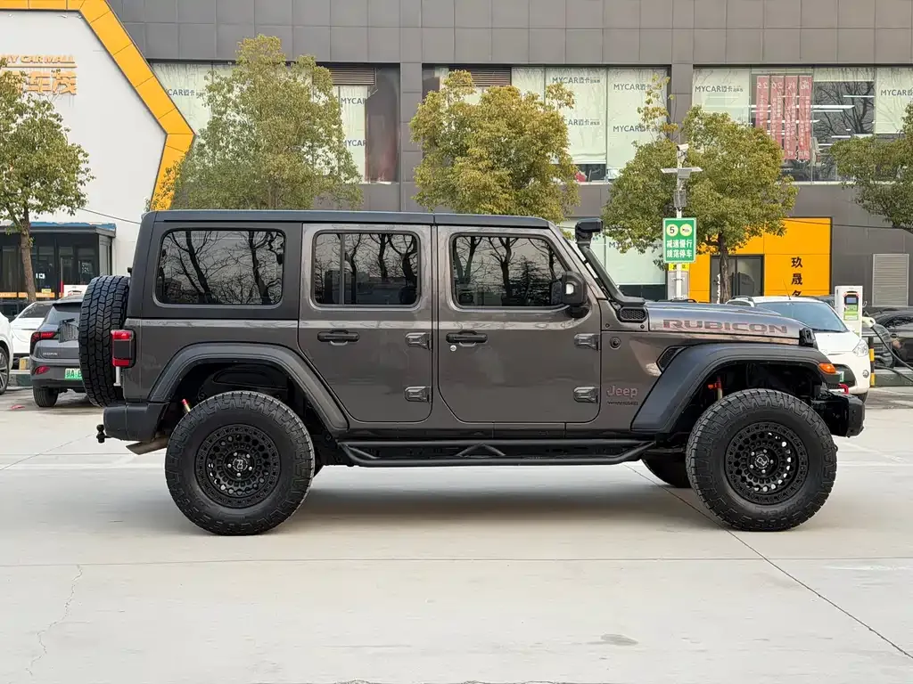 Jeep Wrangler 2021 из CN, фото 3