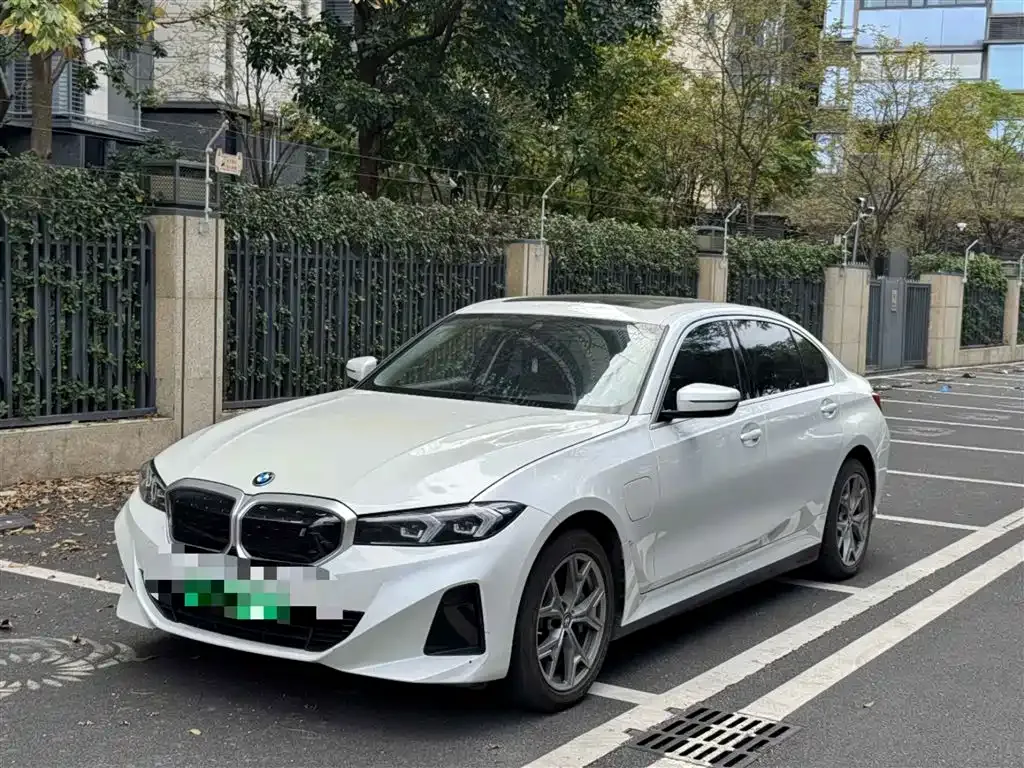 BMW i3 2024 из CN, фото 2