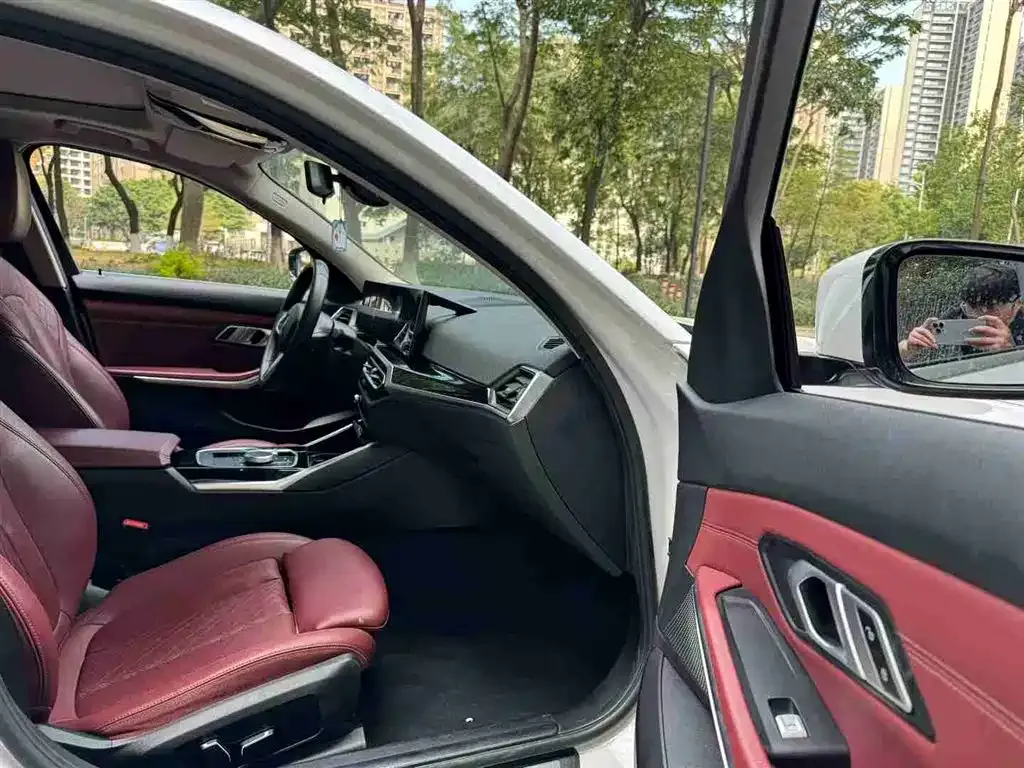 BMW i3 2024 из CN, фото 3