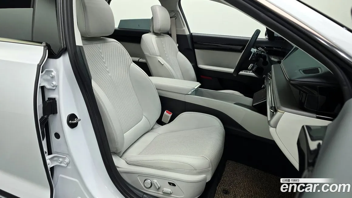 Hyundai Grandeur 2023 из KR, фото 7