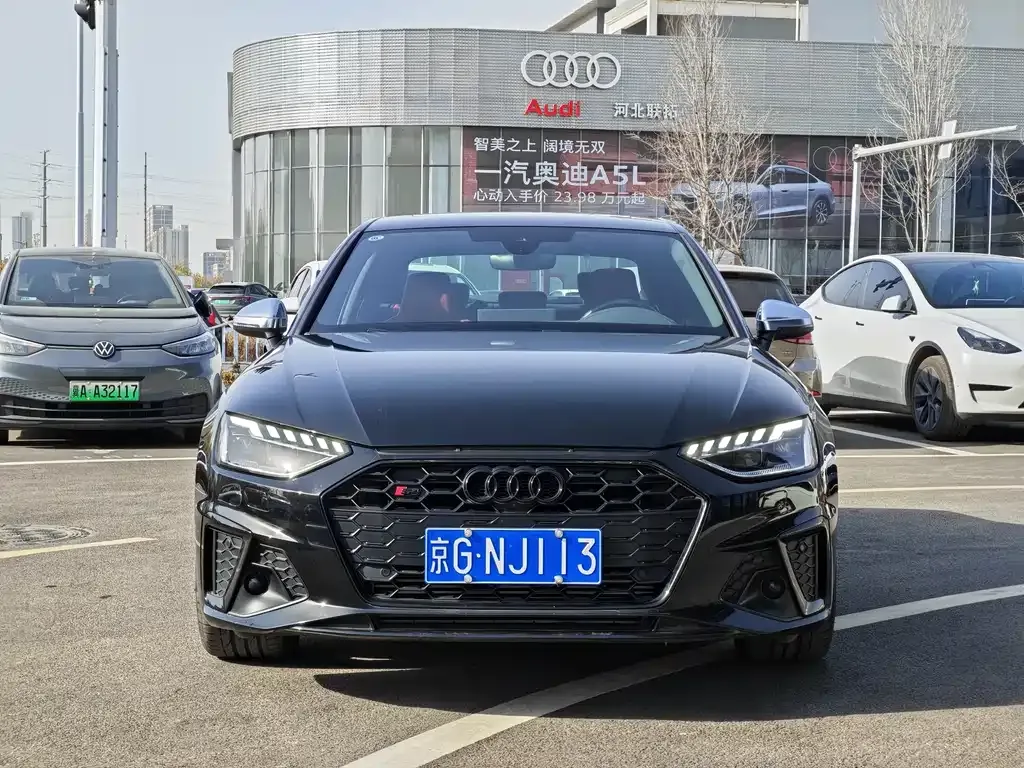 Audi S4 2024 из CN, фото 6