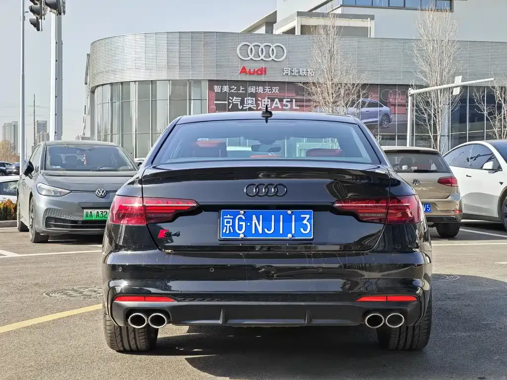 Audi S4 2024 из CN, фото 9