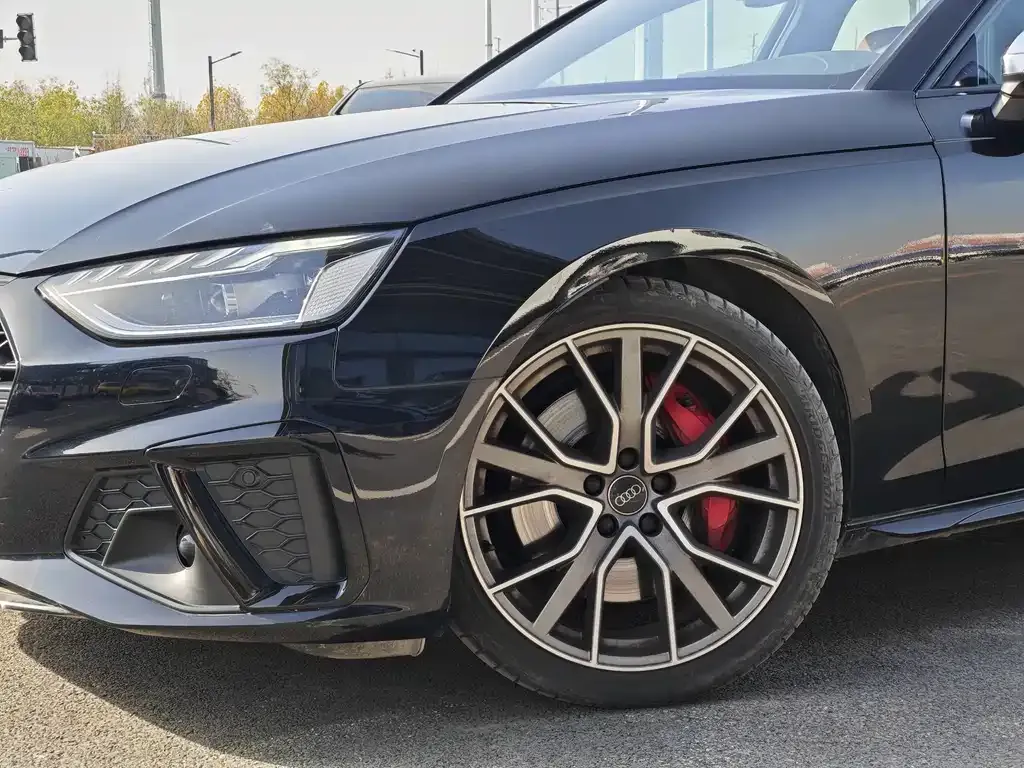 Audi S4 2024 из CN, фото 8