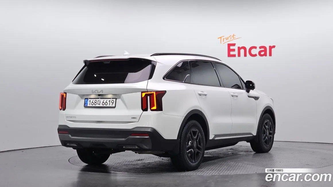 Kia Sorento — фото 9