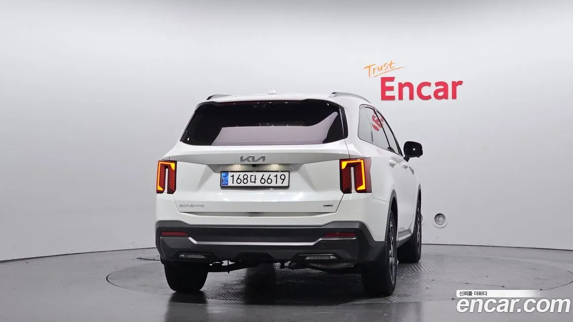 Kia Sorento — фото 3
