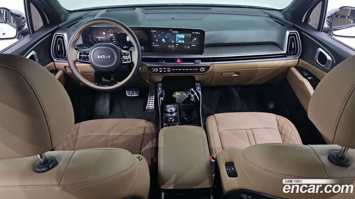 Kia Sorento — фото 10