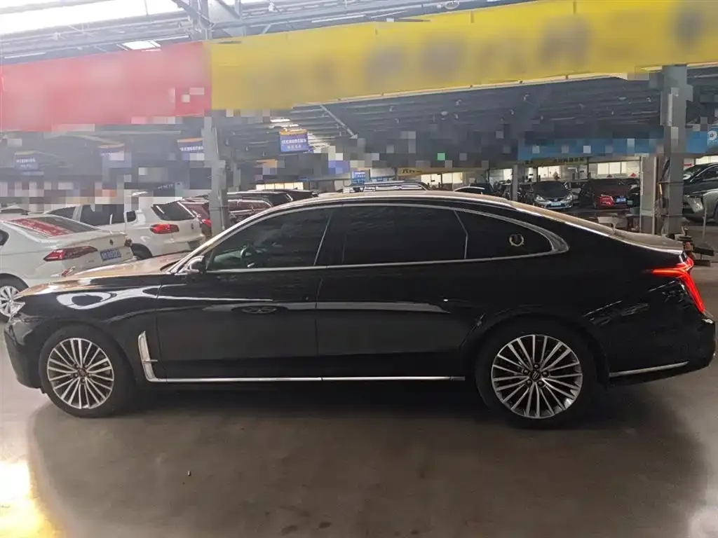 Hongqi H9 2021 из CN, фото 2