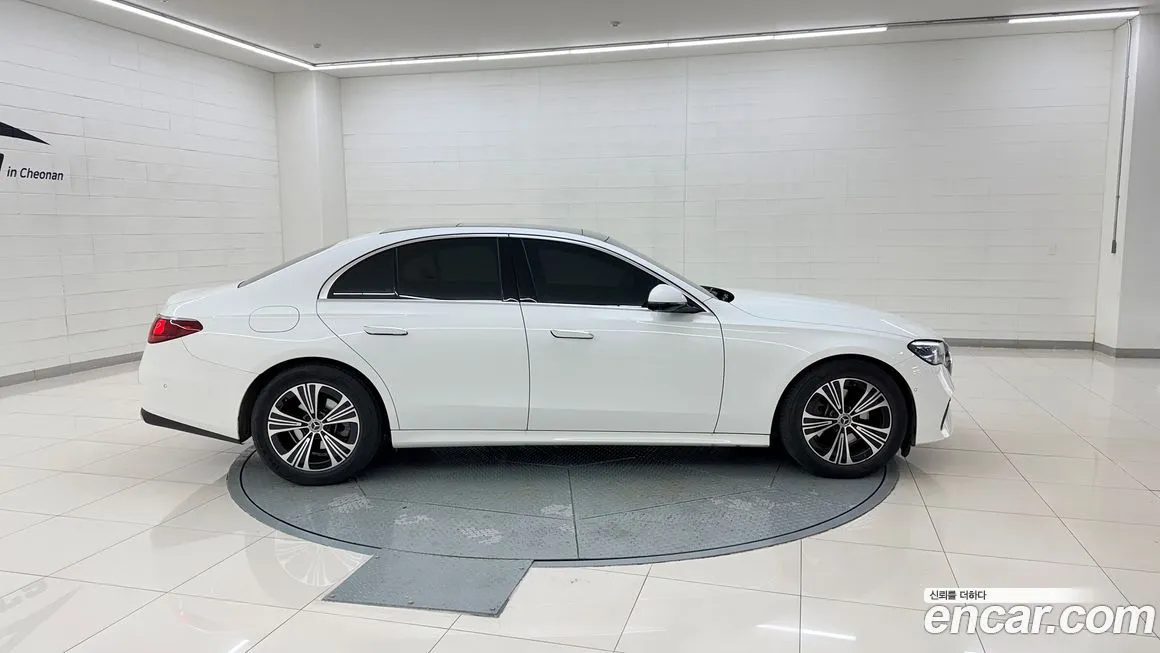 Mercedes-Benz E-Class 2024 из KR, фото 6