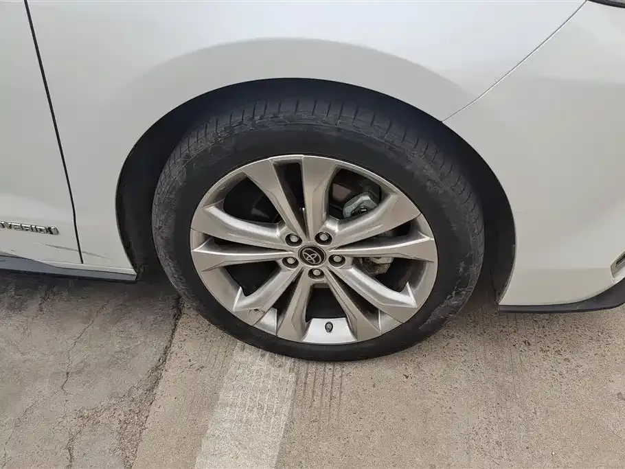 Toyota Sienna 2024 из CN, фото 9
