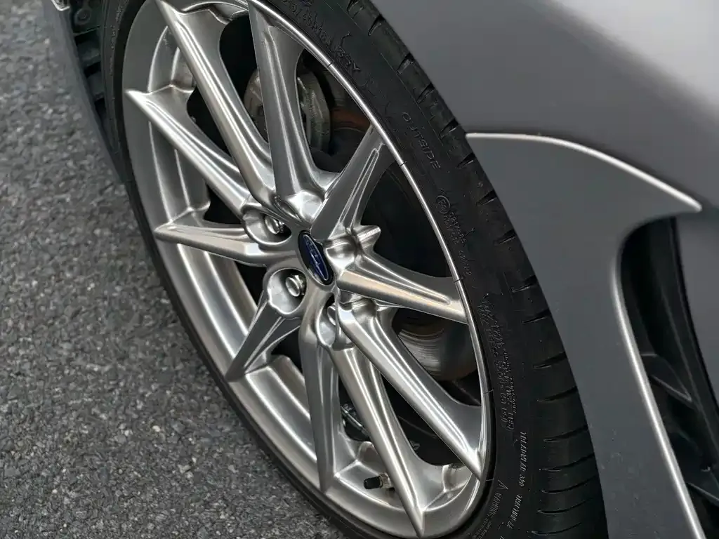Subaru BRZ 2023 из CN, фото 8