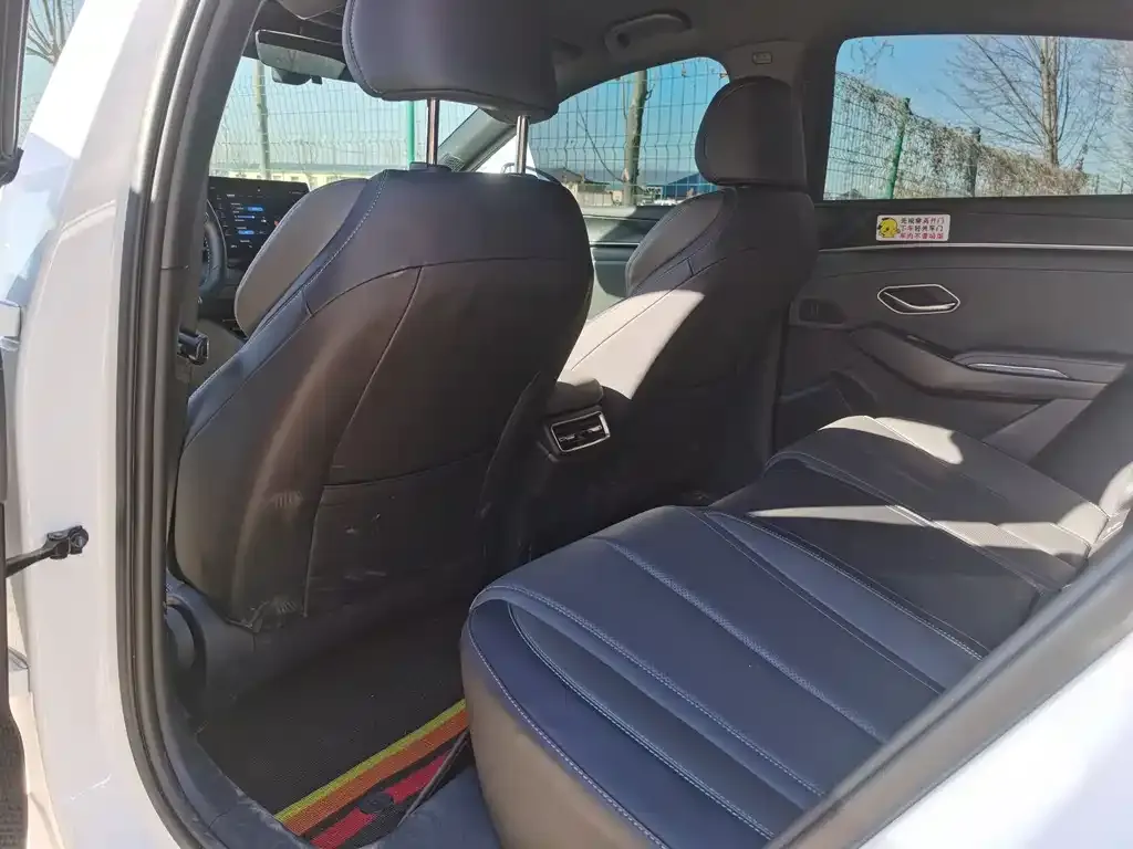 BYD Qin L 2025 из CN, фото 3