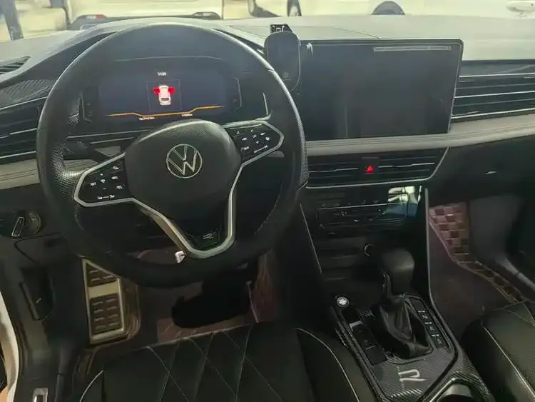Volkswagen Tiguan L 2023 из CN, фото 8