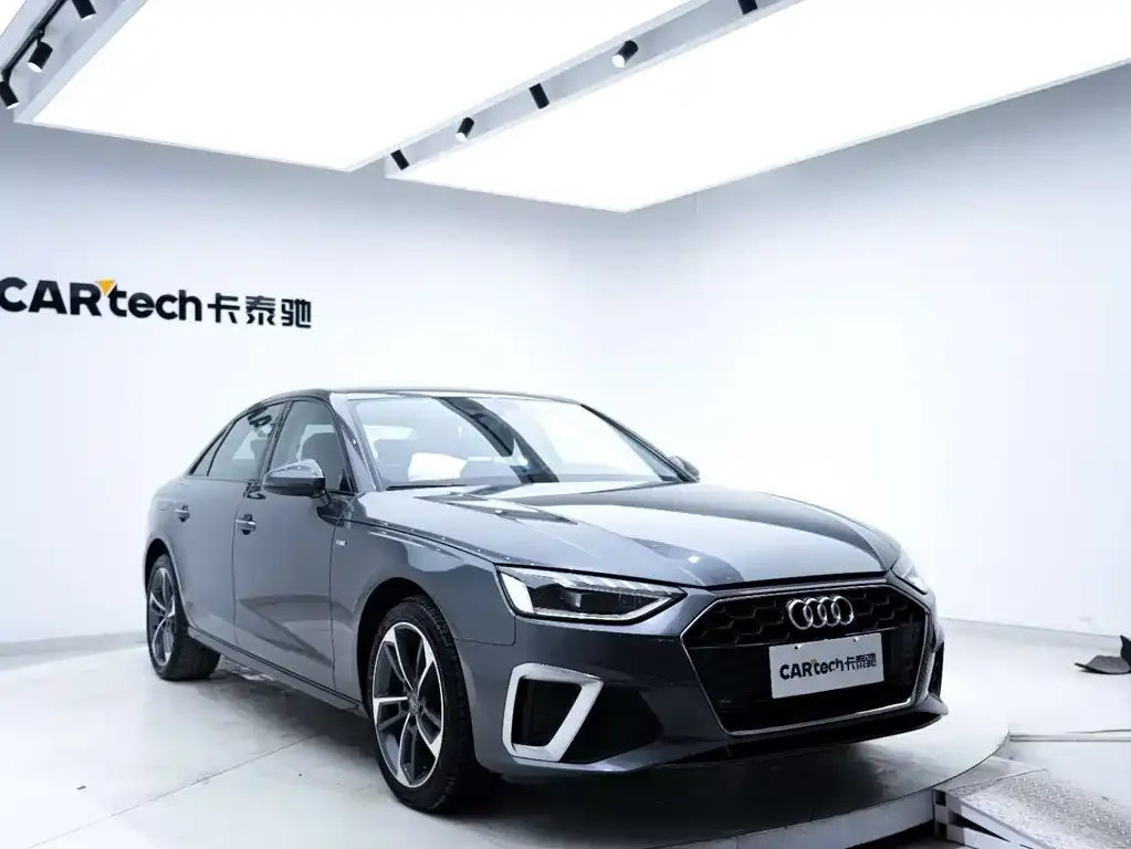 Audi A4L 2021 из CN, фото 3