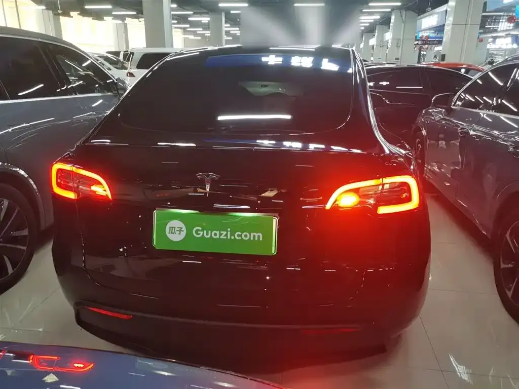 Tesla Model Y 2022 из CN, фото 3