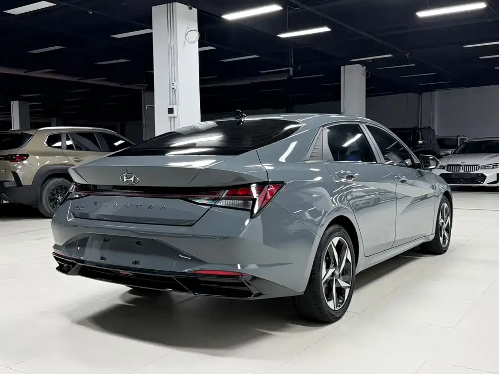 Hyundai Elantra 2022 из CN, фото 7