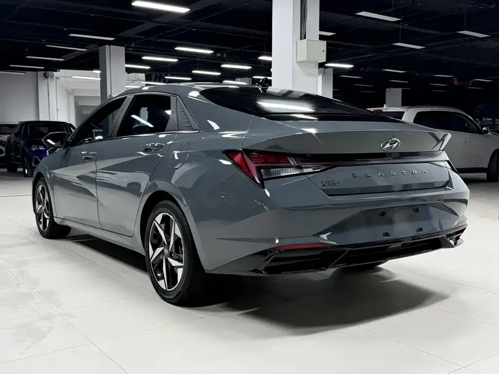 Hyundai Elantra 2022 из CN, фото 5