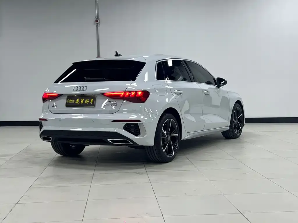 Audi A3 2022 из CN, фото 7