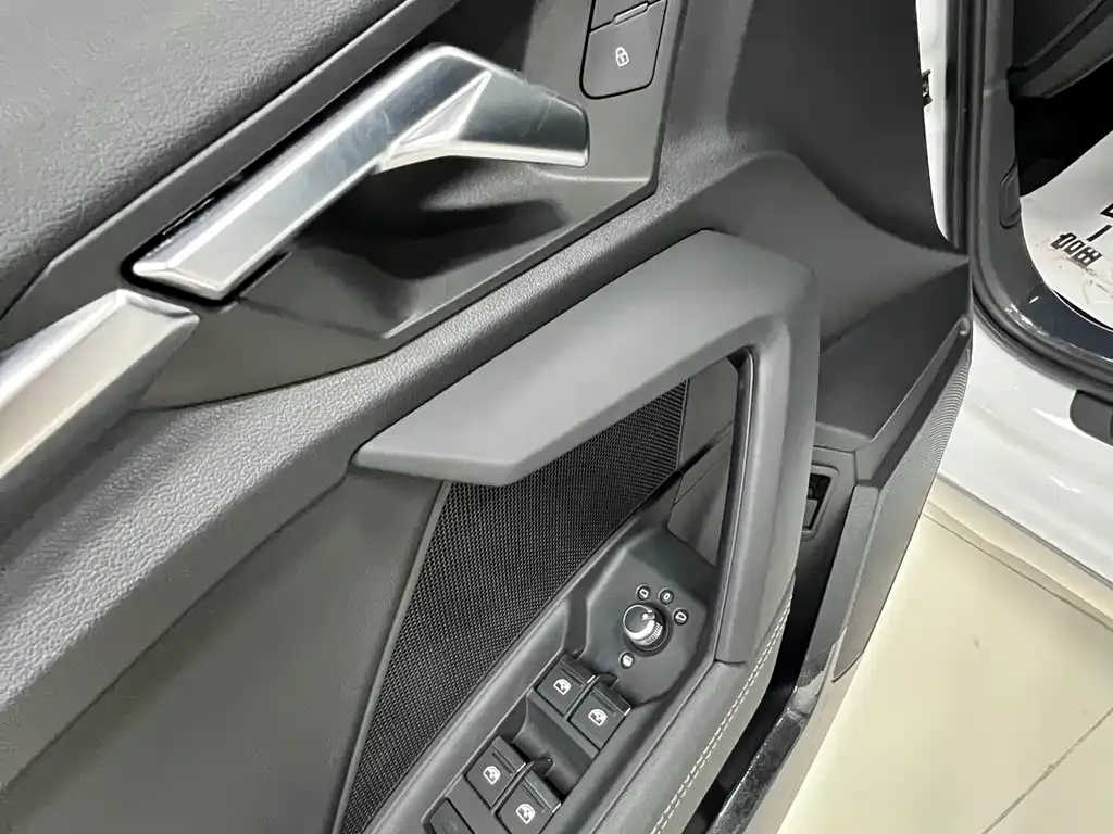Audi A3 2022 из CN, фото 9