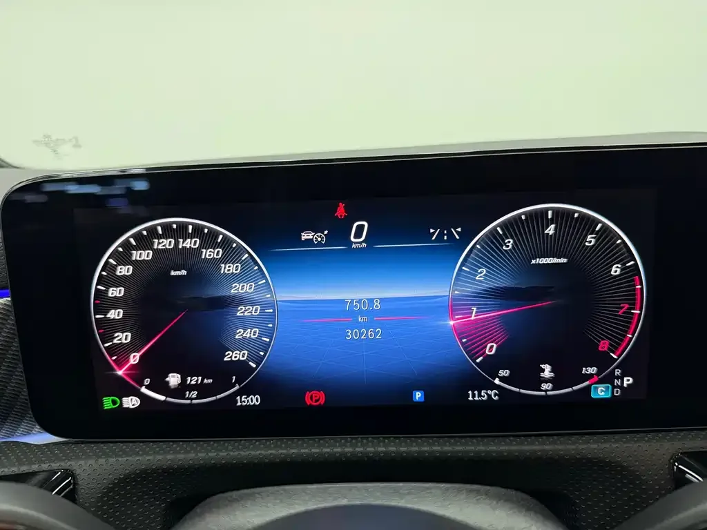Mercedes-Benz A-Class 2024 из CN, фото 3