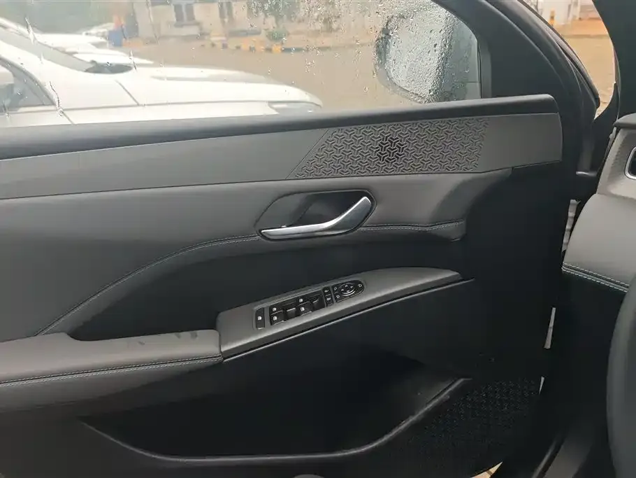 BYD Qin PLUS 2025 из CN, фото 2