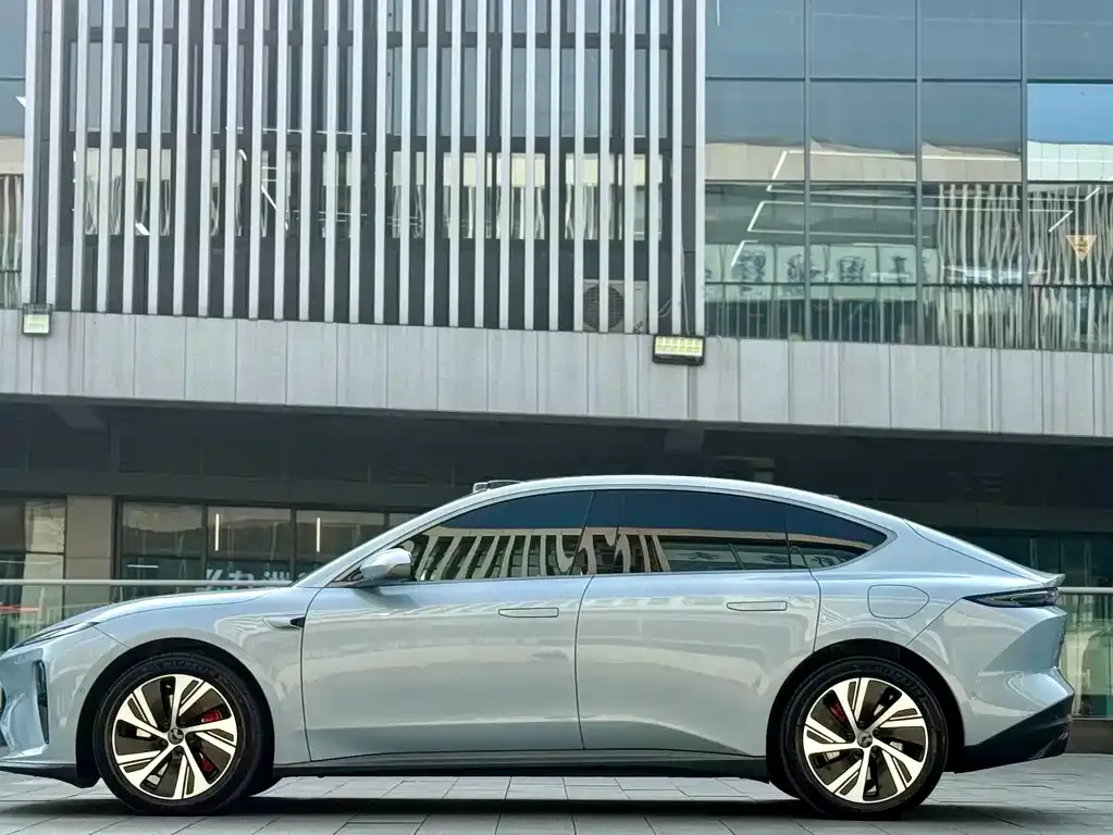 NIO ET5 2022 из CN, фото 3