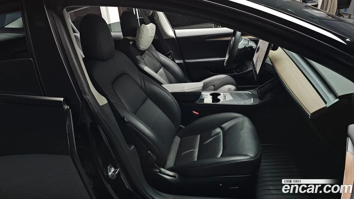 Tesla Model 3 2022 из KR, фото 4