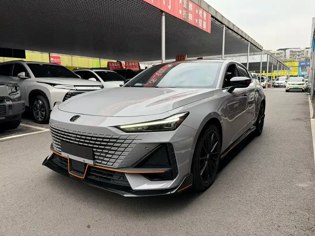 Changan UNI-V 2023 из CN, фото 1