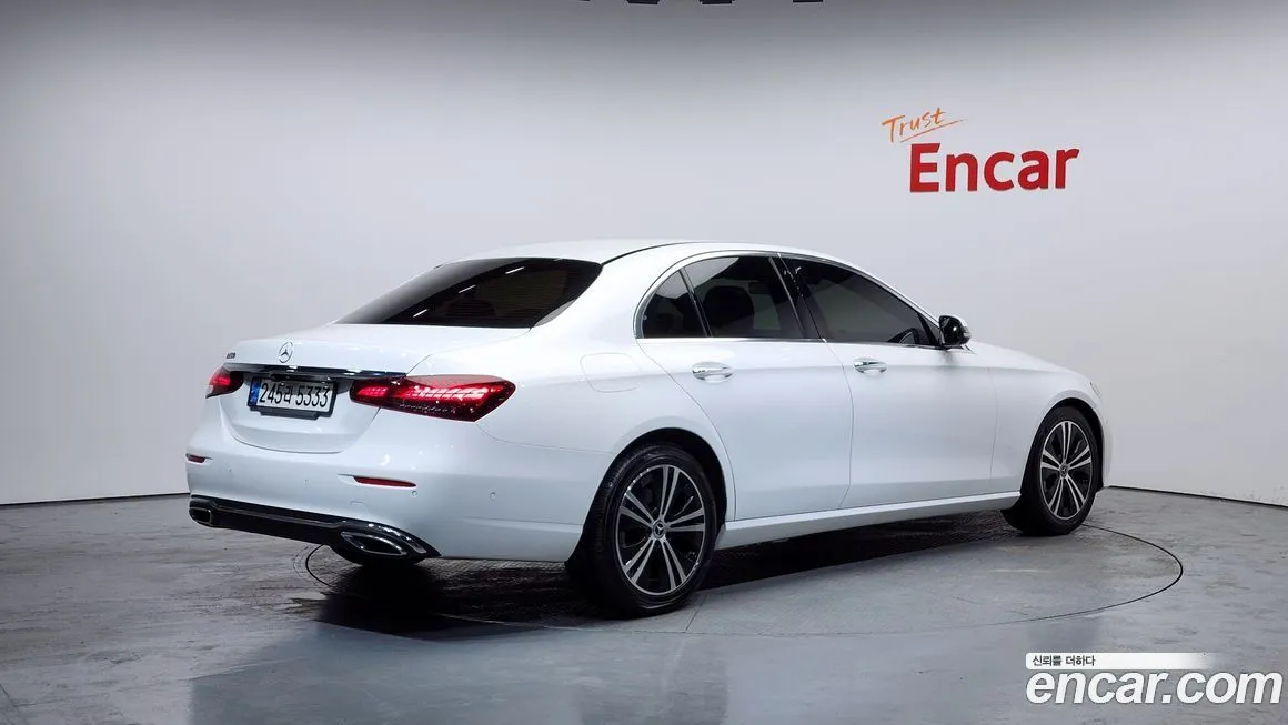 Mercedes-Benz E-Class 2021 из KR, фото 2